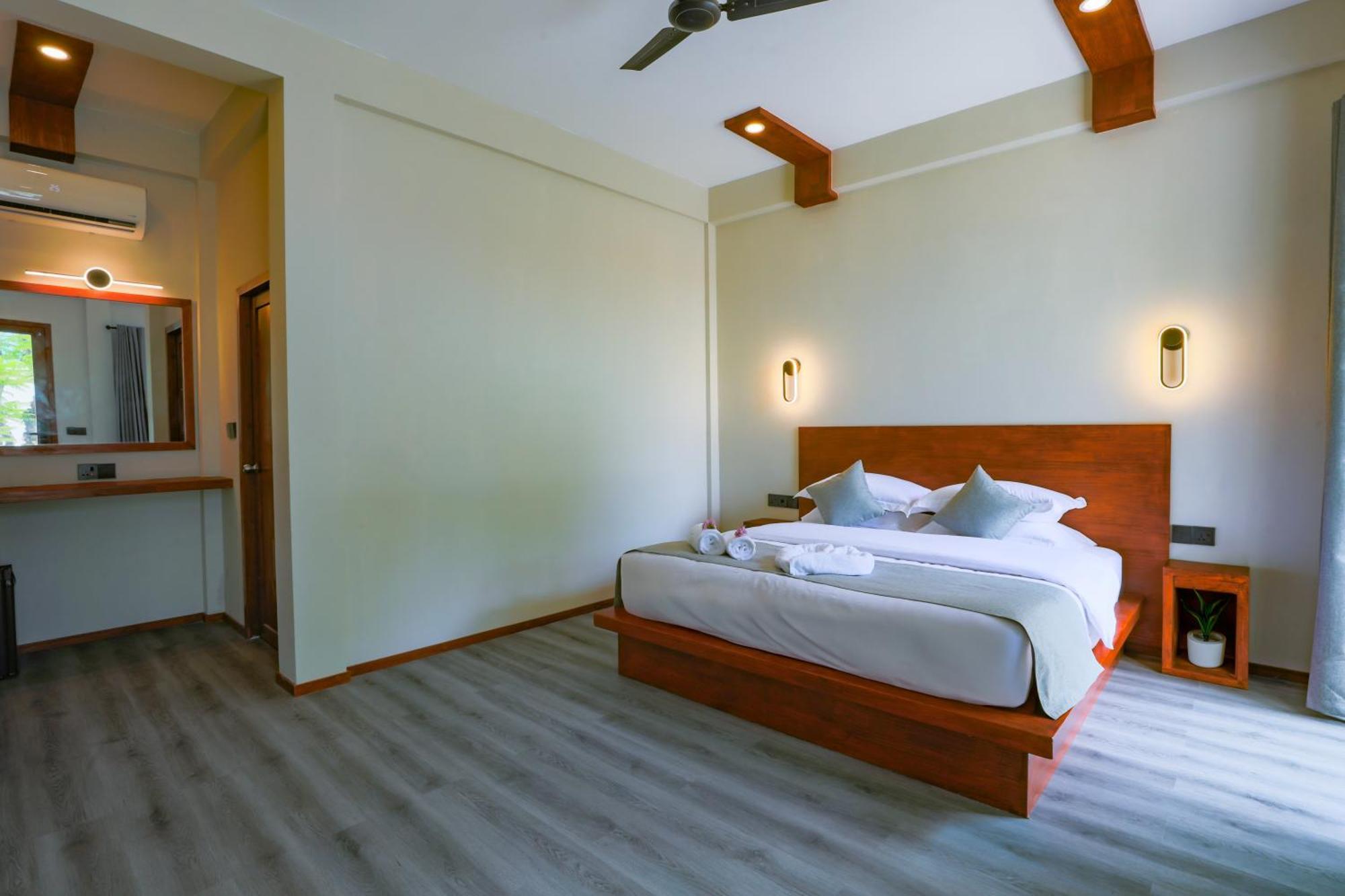 Hotel Sunny Breeze View Hangnaameedhoo Exterior foto