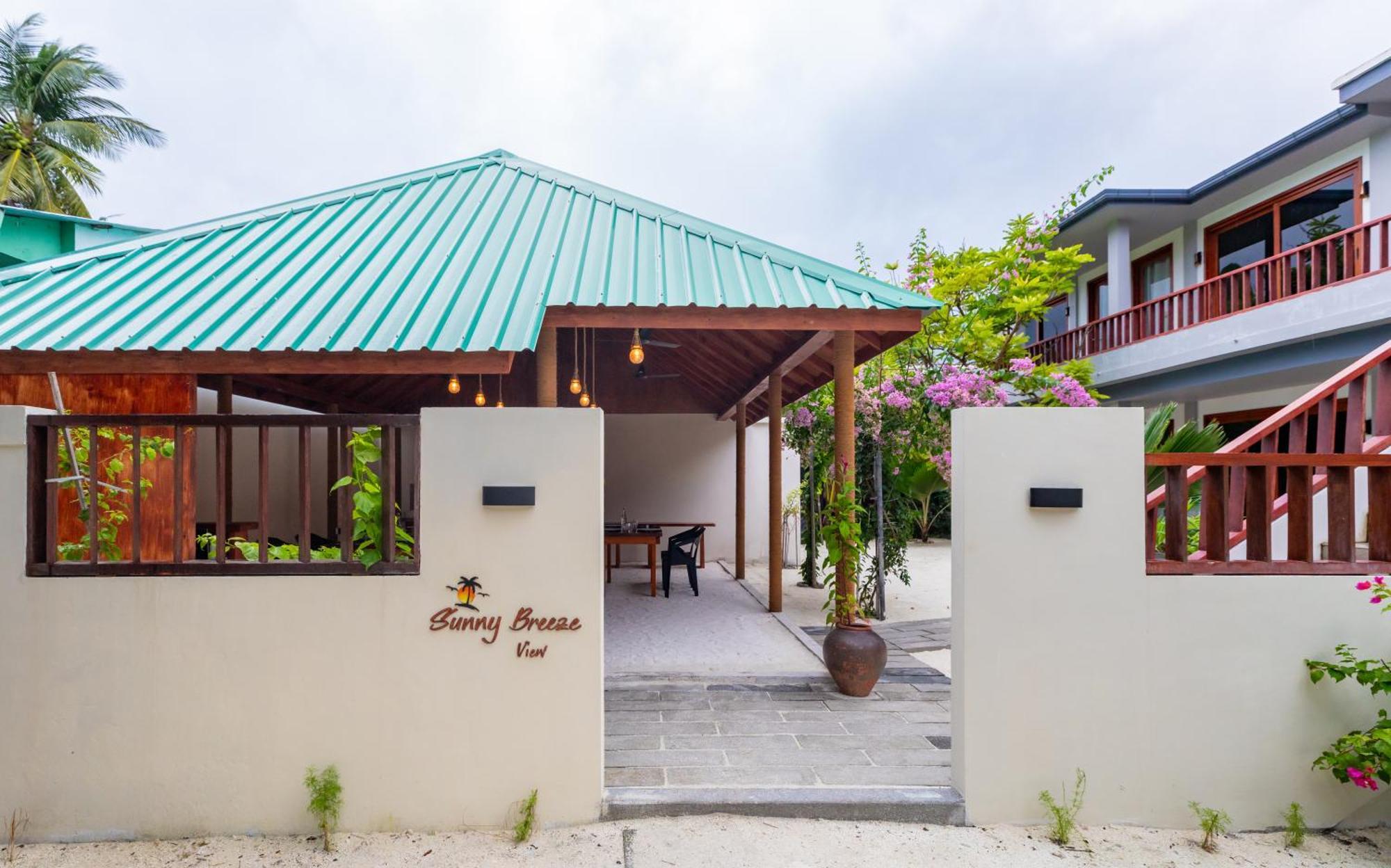 Hotel Sunny Breeze View Hangnaameedhoo Exterior foto